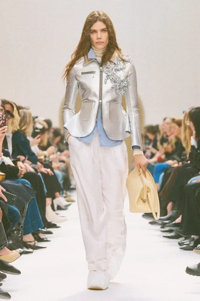 Look 59